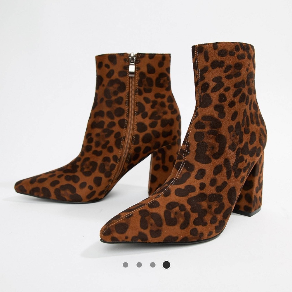 ASOS Public Desire Empire leopard print block heeled ankle boots. Size 8. NWOB